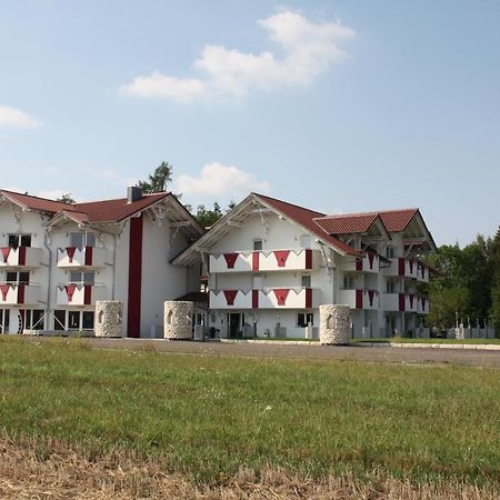 Aparthotel Zum Kreuzritter à Wuestenrot Extérieur photo