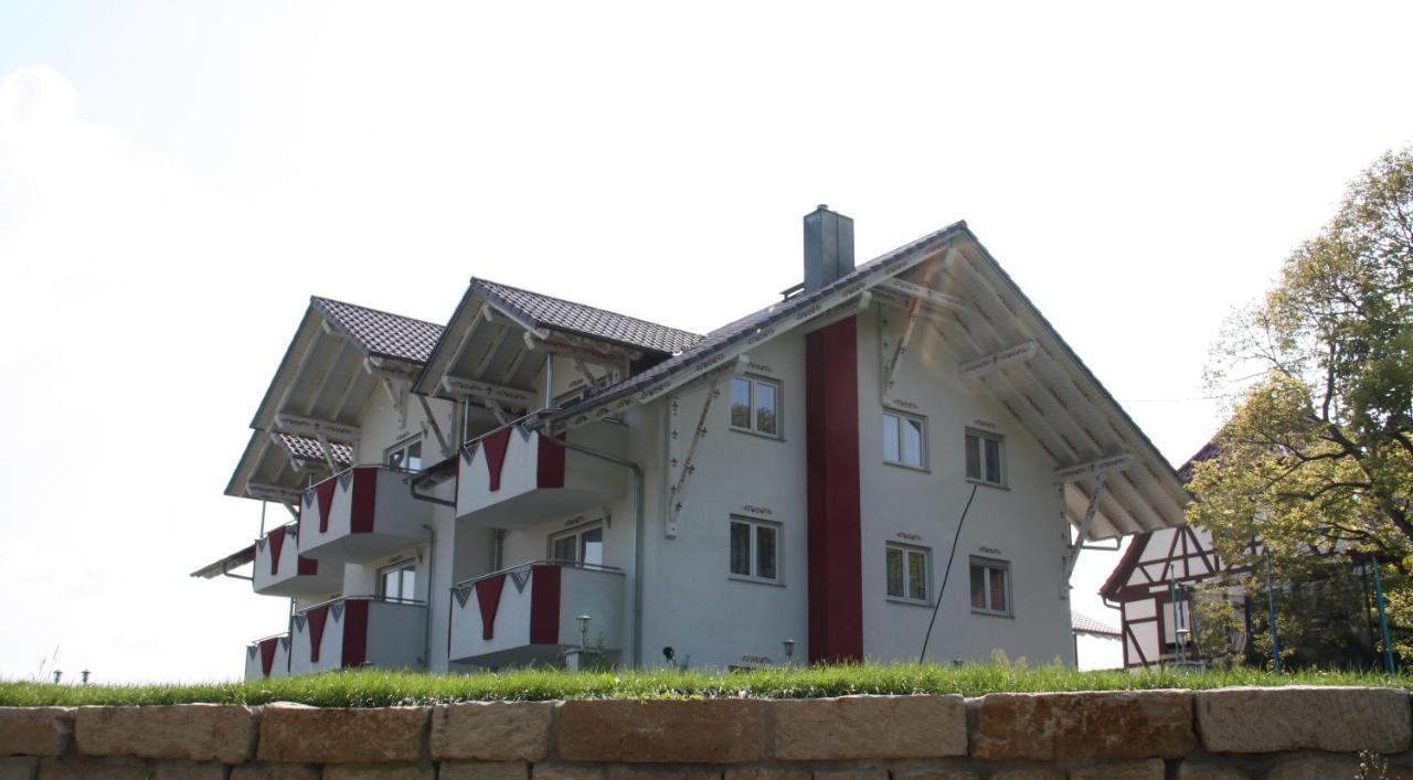 Aparthotel Zum Kreuzritter à Wuestenrot Extérieur photo