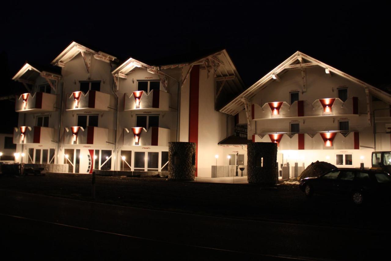 Aparthotel Zum Kreuzritter à Wuestenrot Extérieur photo